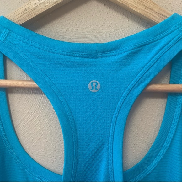 Lululemon Swiftly Tech Racerback Tank Top 2.0 Race Length Turquoise Tide Size 12 - Picture 6 of 8
